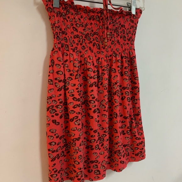 Guess Halter Top - Picture 2 of 6